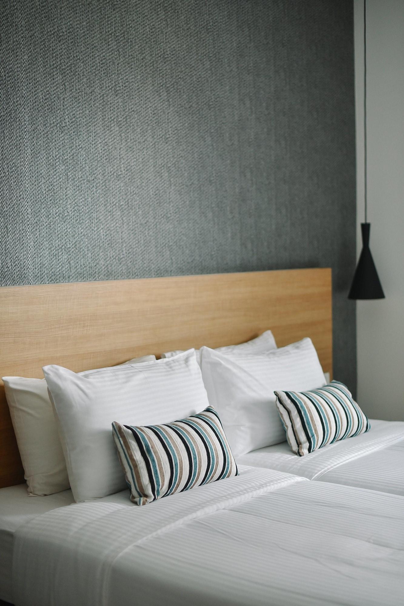 Suasana Private Suites By Subhome Johor Bahru Esterno foto