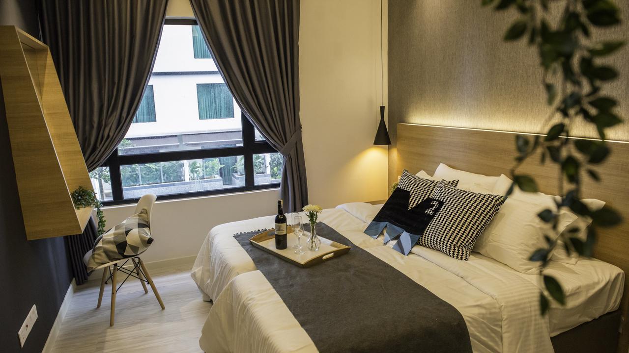 Suasana Private Suites By Subhome Johor Bahru Esterno foto