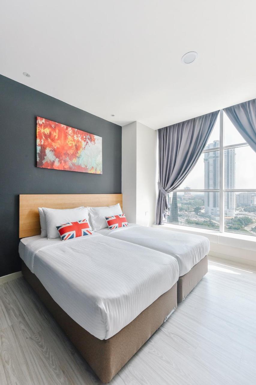 Suasana Private Suites By Subhome Johor Bahru Esterno foto