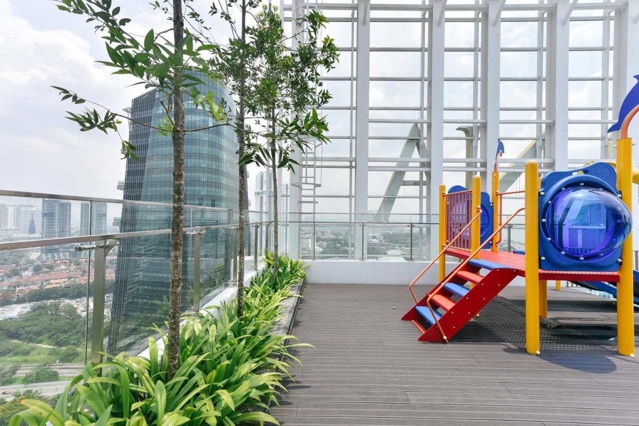 Suasana Private Suites By Subhome Johor Bahru Esterno foto